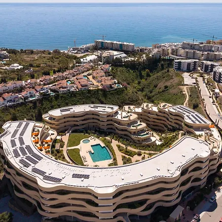 Luxury 3br In South Residences Huge Terrace Higueron