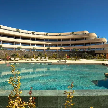 Luxury 3br In South Residences Huge Terrace Higueron Appartement *